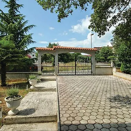 Apartment Hrastova V Porec